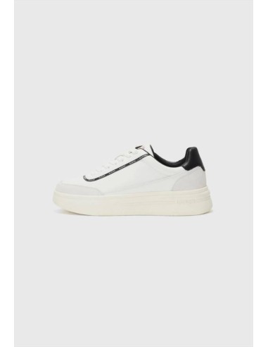 Sneakers Uomo Guess WINNO 3 in Pelle Rivestita e Scamosciato con Plate
