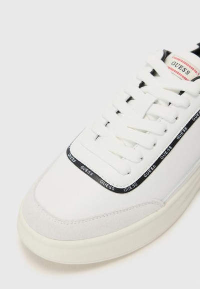 Sneakers Uomo Guess WINNO 3 in Pelle Rivestita e Scamosciato con Plate