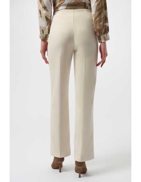Pantaloni dritti Joseph Ribkoff in crêpe scuba con dettagli dorati  | 