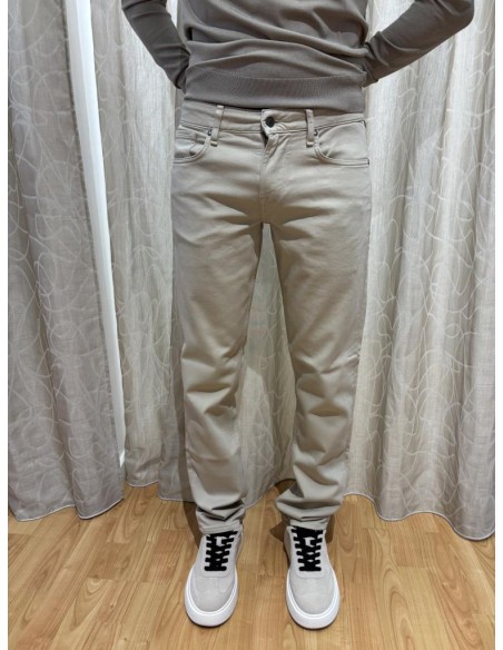 Guess Uomo Pantalone Slim Tapered Knitwave Denim Colori Sabbia e Grigi