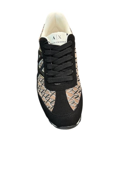 Armani Exchange Donna Sneakers Tessuto Tecnico e Dettagli in Poliureta