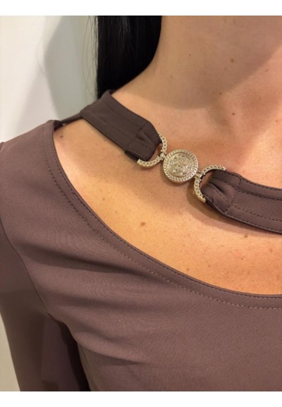 Guess Donna Top Cut Out con Fibbia Dorata in Jersey Stretch  | Mariade