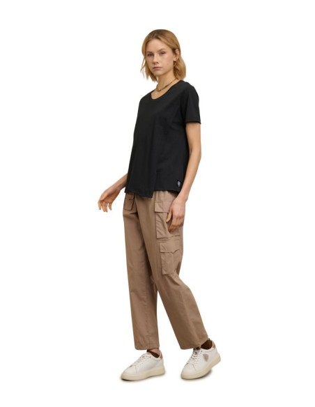 T-shirt Donna Blauer "Cheney" – Design Unico con Effetto Doppia Maglia