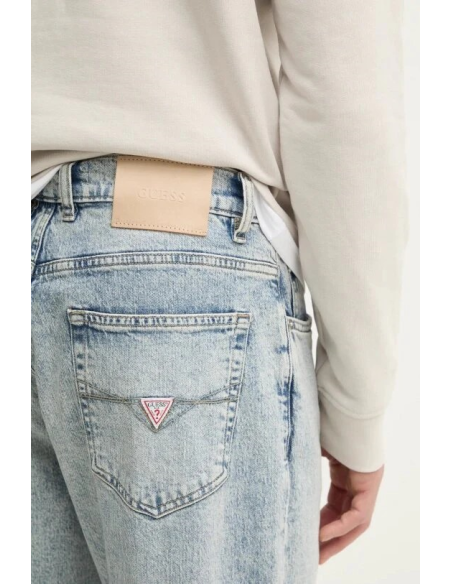 Guess Jeans Slim Tapered Slavato – Stile Moderno e Comfort  | Mariades