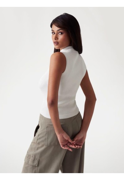 Maglione Smanicato a Costine in Misto Viscosa con Collo alla Coreana –