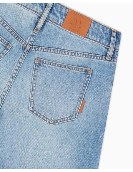 Armani Exchange Jeans Relaxed Donna – Comfort e Stile in Cotone e Cana