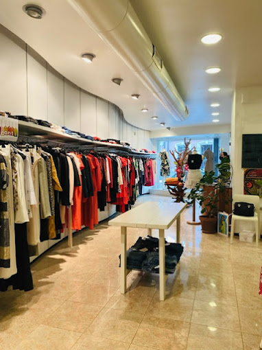 1 Interno Negozio Maria Desole